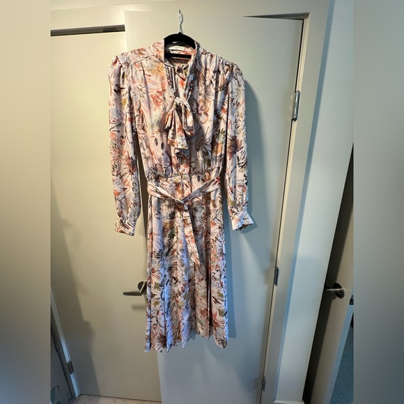 Aritzia midi dress with belt - Picture 1 of 5